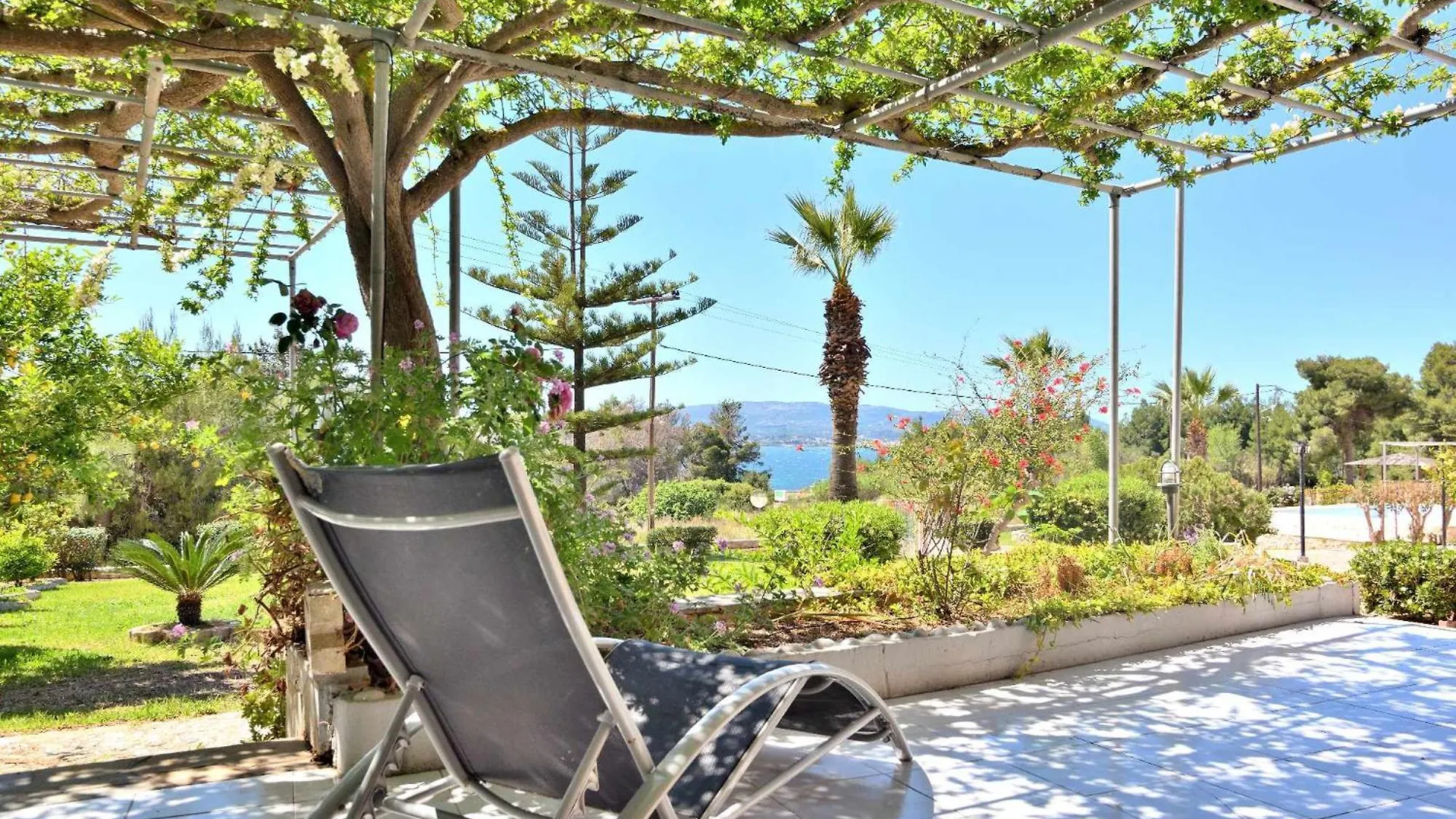 Emma'S Studios Lassi  Greece