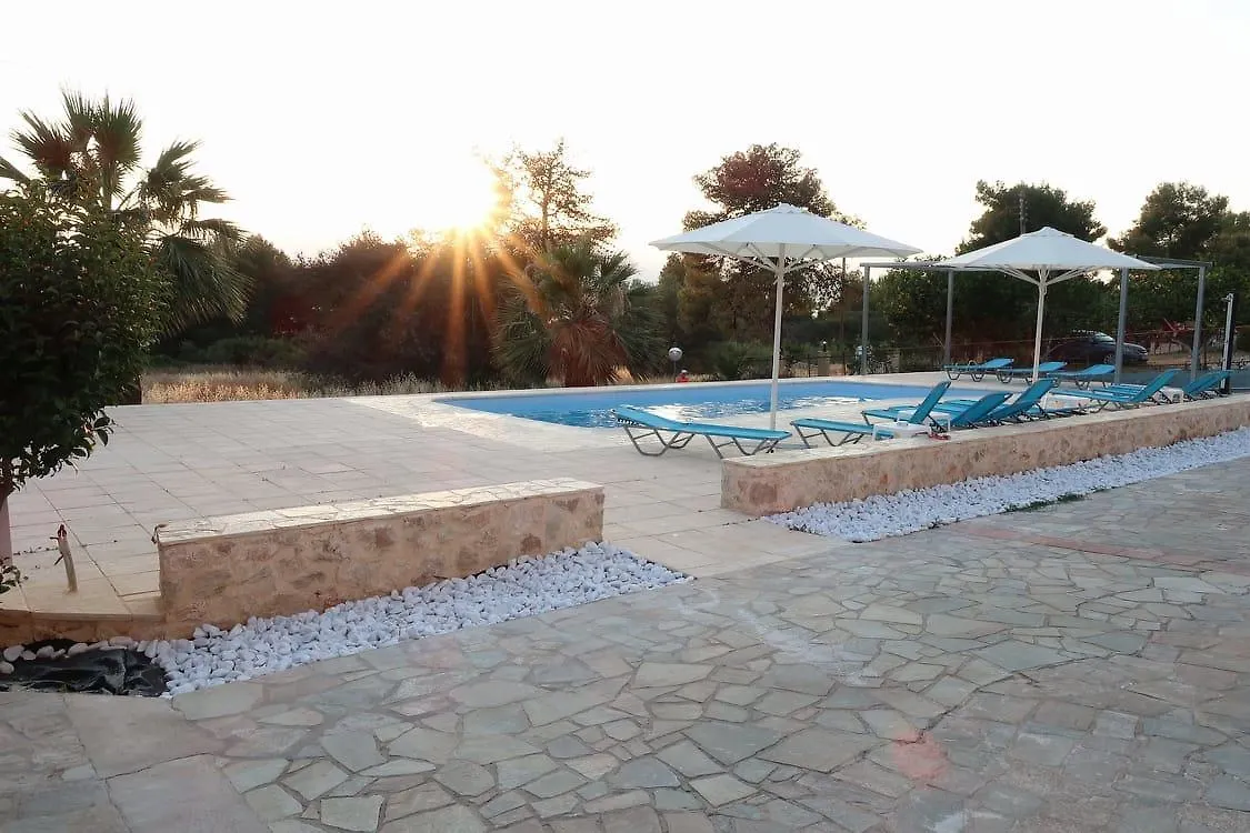 Emma'S Studios Lassi  Lassi (Kefalonia)