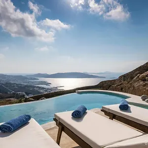 https://mykonos-divino.hotels-in-mykonosisland.net