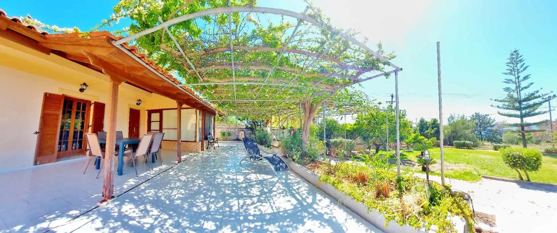 Emma'S Studios Λάσση